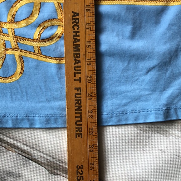 J. McLaughlin Signature Tee  / Woman’s Medium - Picture 9 of 9